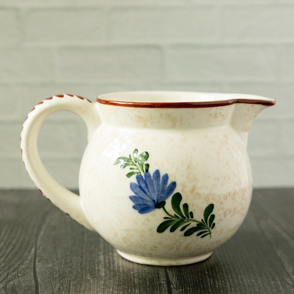 Alpine Peasant Ware pitcher from Germany - Picture 3 of 7